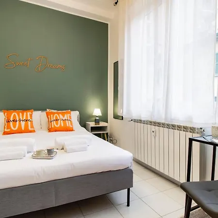 The Walls House A Pochi Passi Dal Centro Wi-fi Ac Apartment Como
