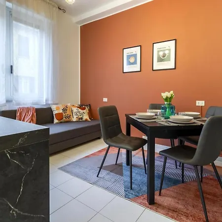 The Walls House A Pochi Passi Dal Centro Wi-fi Ac Apartment Como